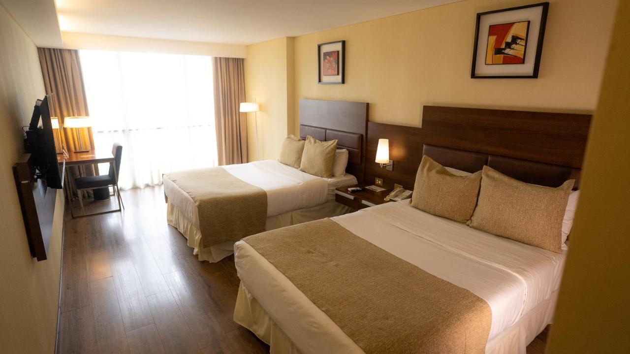 Howard Johnson La Canada Hotel & Suites Córdoba Exterior foto
