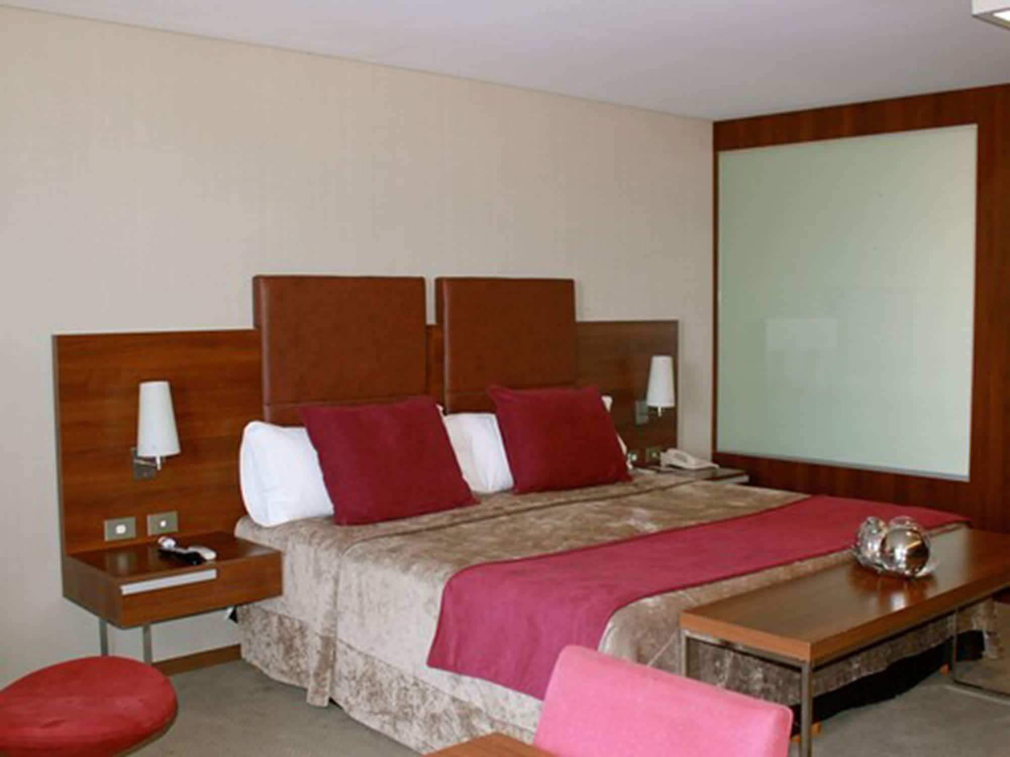 Howard Johnson La Canada Hotel & Suites Córdoba Exterior foto